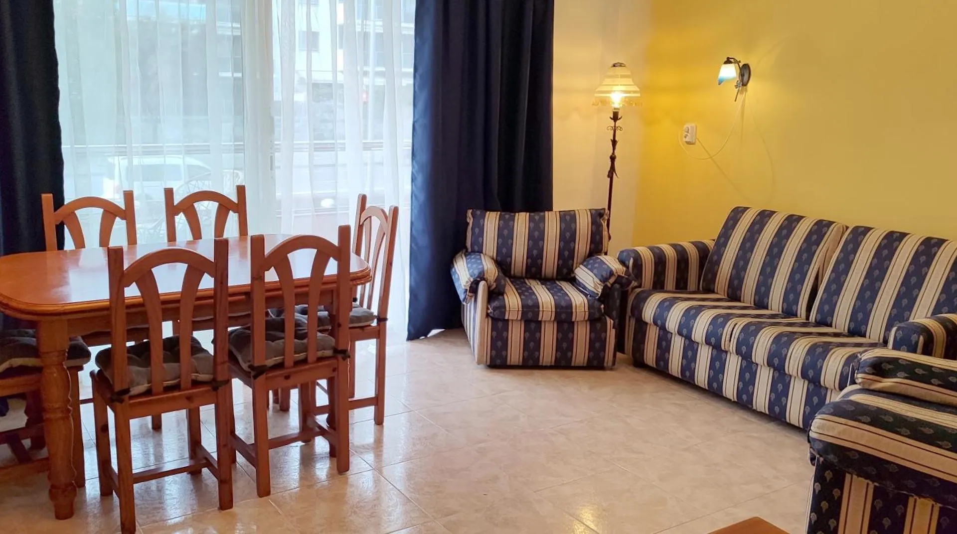 Duplex 2-Bedroom Family Apartment F&F Lloret de Mar 0*,  Spain